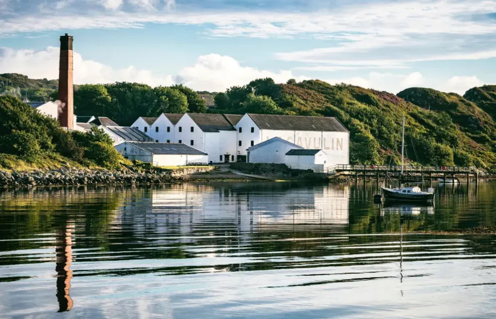 ryan-reynolds-gq-2015-02 1 spirit featured image